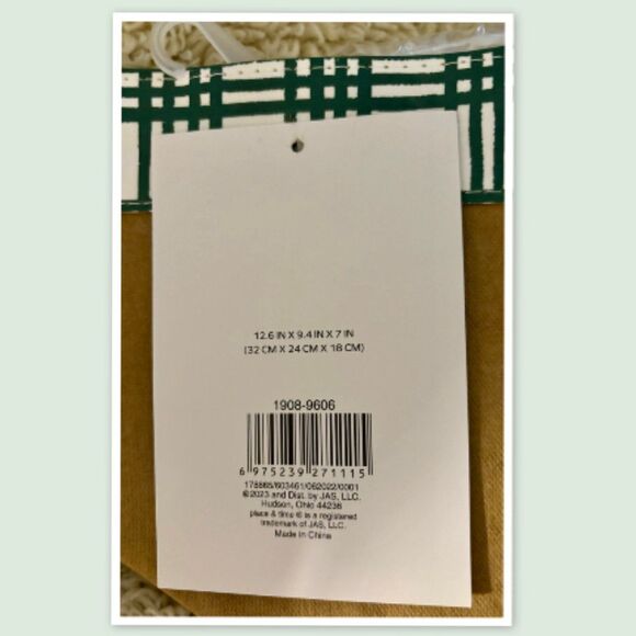 Place & Time Greenhouse Grow Bag - Picture 3 of 3